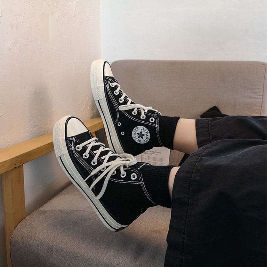 Giay-Sneaker-Nam-Nu-co-cao-Den-Giay-vai-Canvas-6.jpg